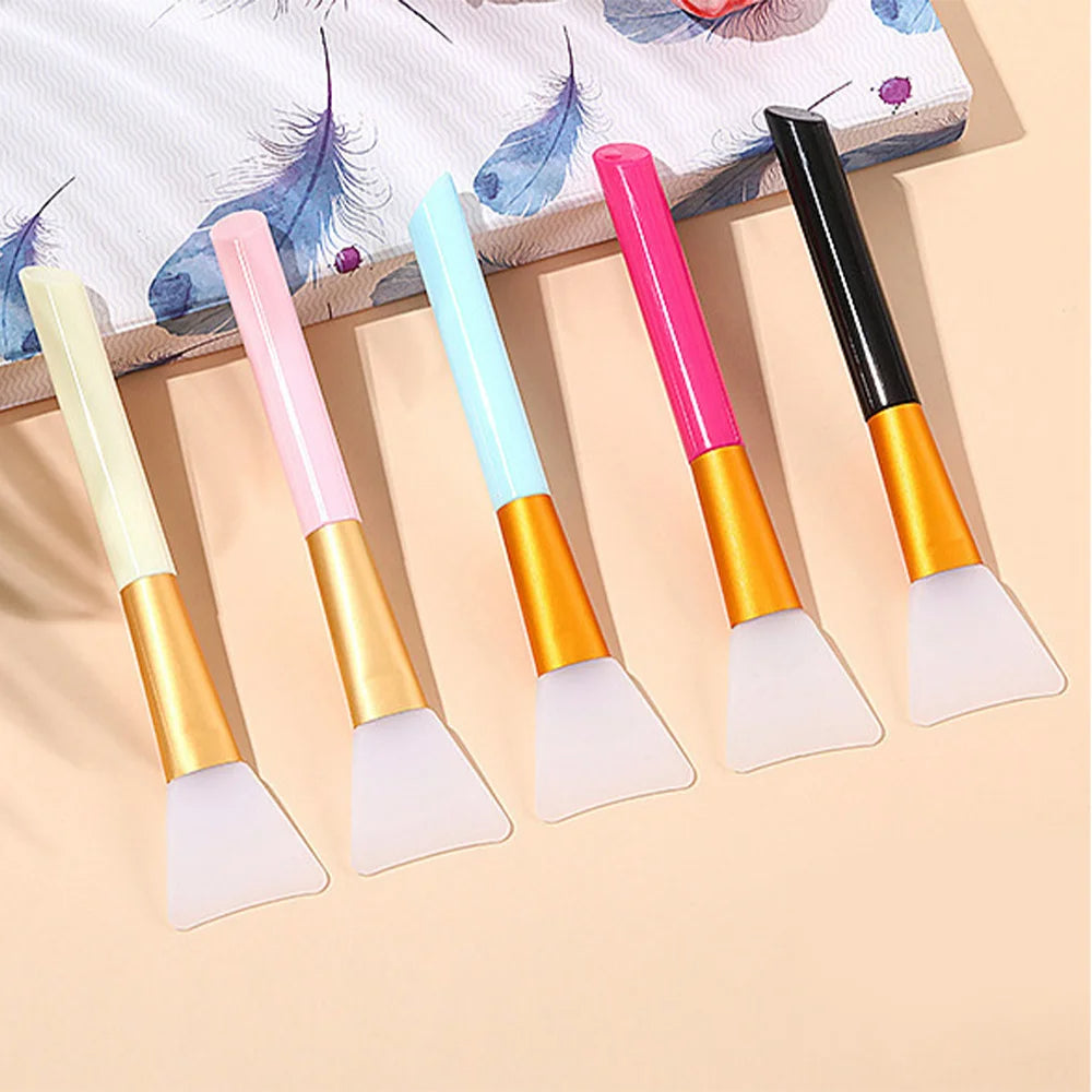 Velveta™ Pack of 5 Silicone Facial Mask Brushes – Soft & Gentle Applicators